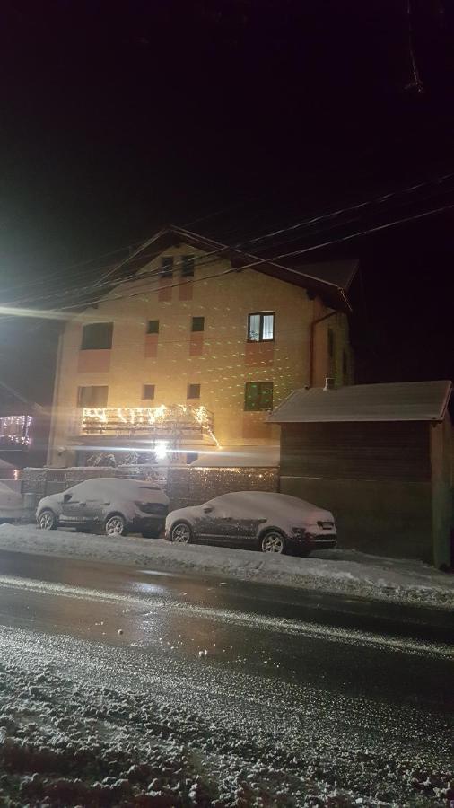 Hotel Casa Ryana Sinaia Zewnętrze zdjęcie